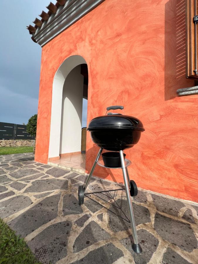 Villa Antonella San Teodoro  Eksteriør billede
