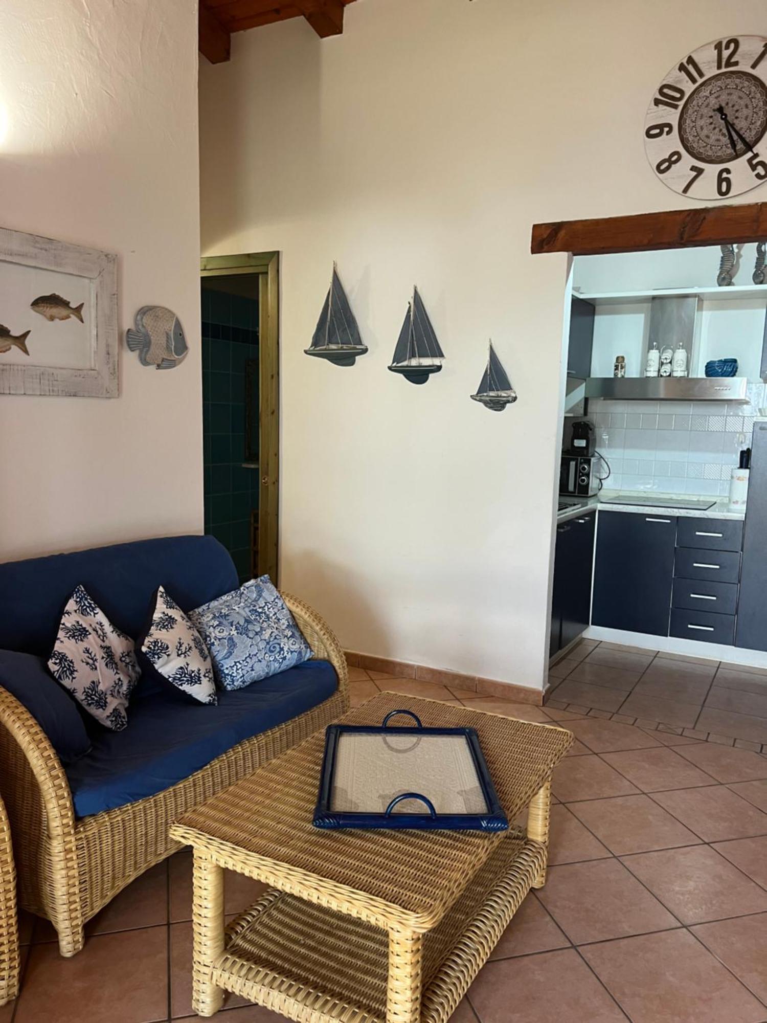 Villa Antonella San Teodoro  Eksteriør billede
