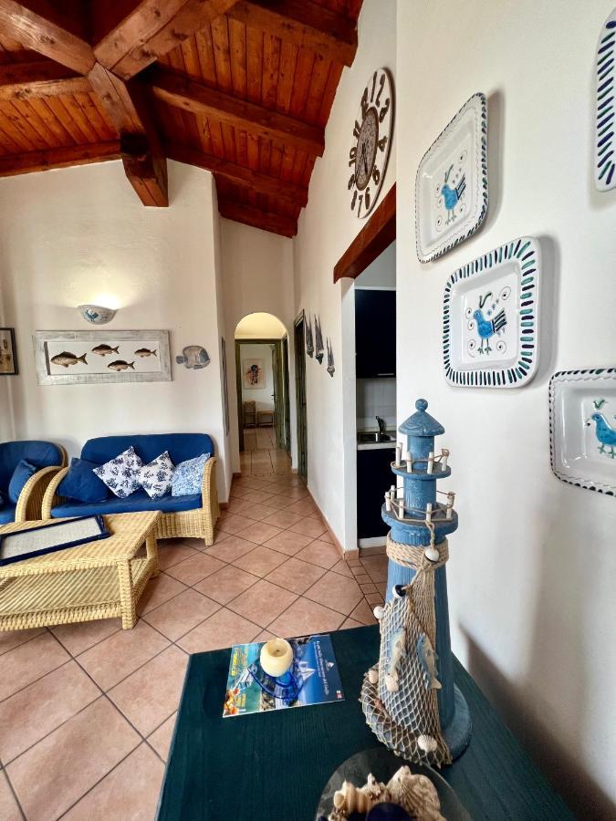 Villa Antonella San Teodoro  Eksteriør billede